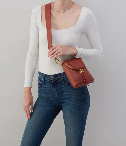 Hobo Fern Crossbody - Rust